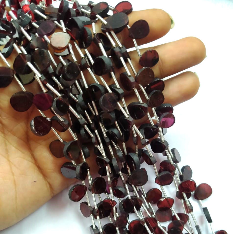 Natural Red Garnet Flat Pears Beads,7.5 Inch Strand Garnet Smooth Slice Teardrop Beads, Garnet Table Polish Plain Fancy pear Beads Gemstone