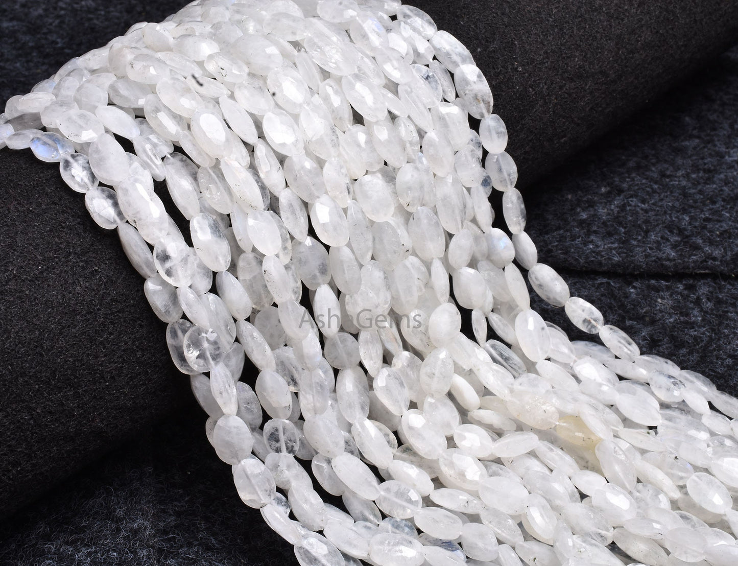 13"Strand Natural Blue Fire Rainbow Moonstone Faceted Oval Gemstone Bead Fine White rainbow Oval shape briolette beads,Rainbow beads Jewelry