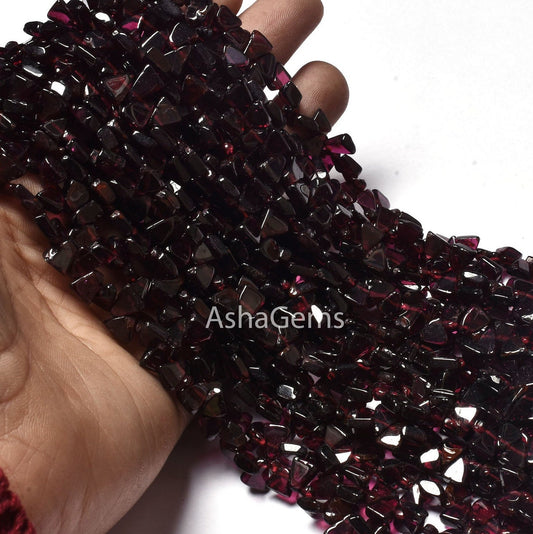 13" Strand Natural Garnet smooth Triangle shape Gemstone beads, red garnet plain handmade flat trillion Beads Garnet side drill Bead Jewelry