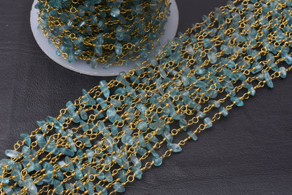 1,5,25,50 Feet Bulk Chain, Natural Apatite Uncut Beads Rosary Chain, Sky Blue Apatite Gemstone Beaded Chain, Gold Chain Wholesale Chip Chain