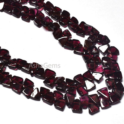 13" Strand Natural Garnet smooth Triangle shape Gemstone beads, red garnet plain handmade flat trillion Beads Garnet side drill Bead Jewelry