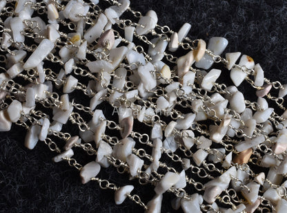 Natural White Opal Uncut Chip Beads Rosary Chain Silver Plated Wire Bulk roll Beaded Chain Gemstone Opal Smooth Nugget Chain Jewelry Crafts