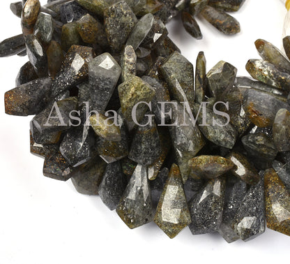 Beautiful Black Sunstone Fancy Shape Beads,7.5"Strand Rare Green Black Sunstone Faceted Fancy Beads, Natural Sunstone Faceted Briolette SALE