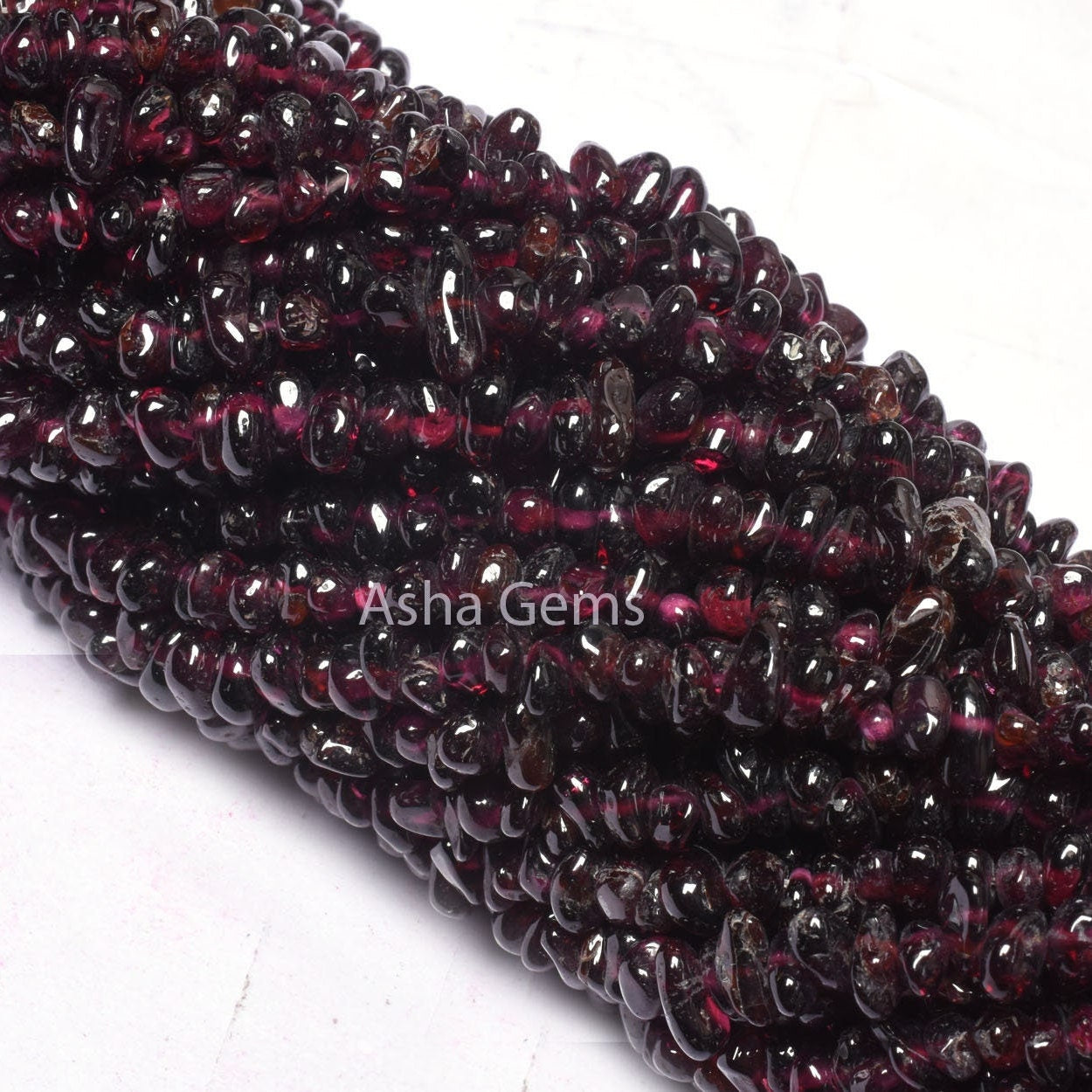 34 Inch Strand Natural Garnet Gemstone Uncut Chips Raw Nuggets Smooth Beads,Fine Quality Hyderabadi Garnet Chips Garnet Bead Uncut Chip SALE
