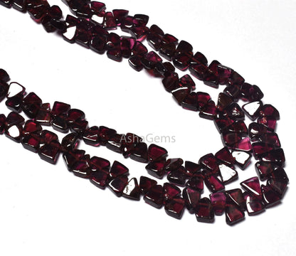 13" Strand Natural Garnet smooth Triangle shape Gemstone beads, red garnet plain handmade flat trillion Beads Garnet side drill Bead Jewelry