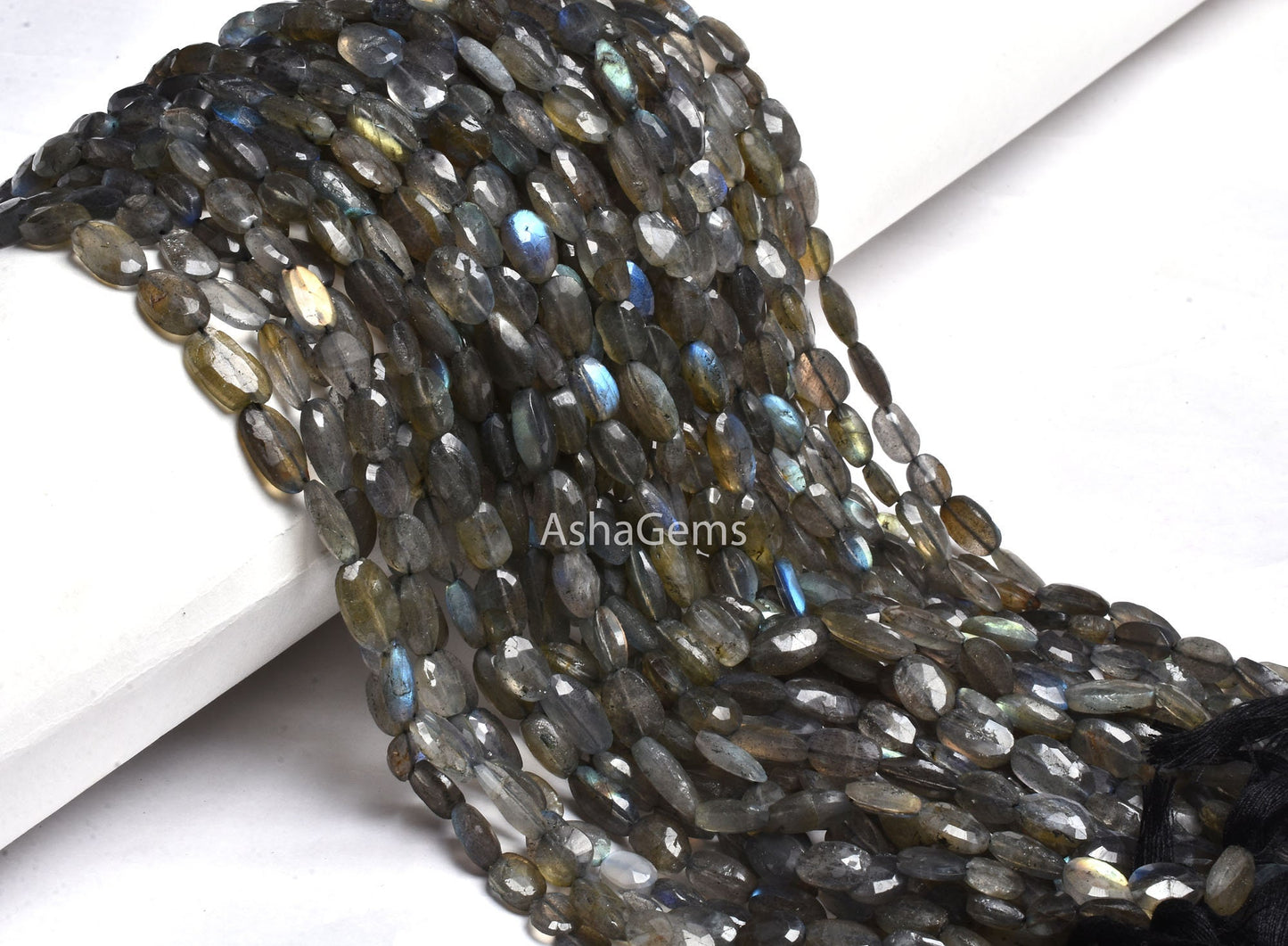 beautiful Labradorite Faceted Oval Gemstone Beads,13"Strand Natural Fire Labradorite beads Black Rainbow Handmade Uneven Oval Briolette Bead