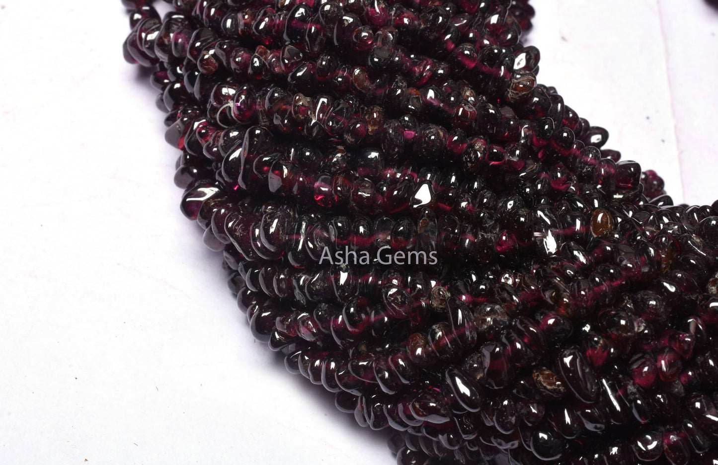 34 Inch Strand Natural Garnet Gemstone Uncut Chips Raw Nuggets Smooth Beads,Fine Quality Hyderabadi Garnet Chips Garnet Bead Uncut Chip SALE