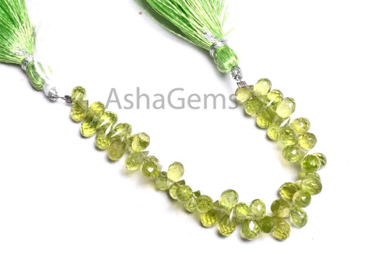 Fine Quality Peridot Faceted Drops Tiny Beads,4-6.5mm Natural Green Peridot Teardrop Briolette Side Drill Peridot Gemstone Bead Jewelry SALE (AG 18914)
