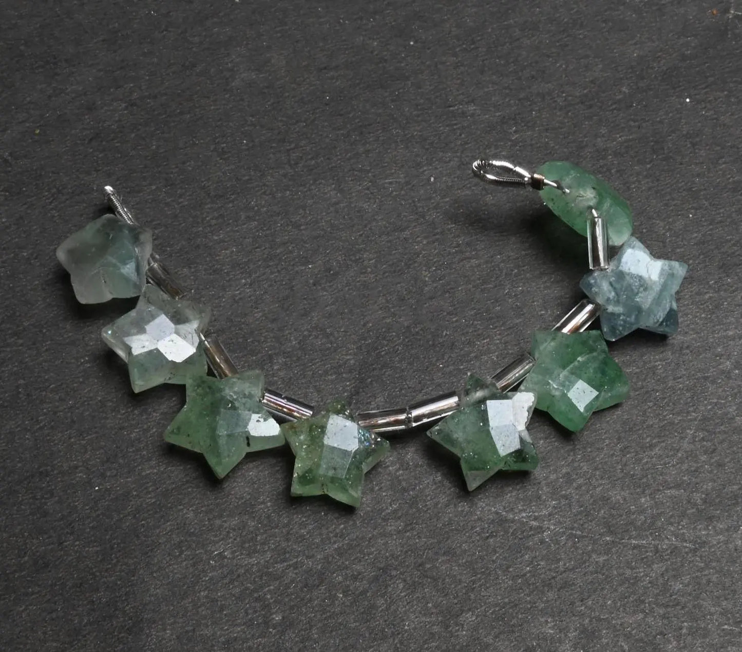 10 mm Natural Green Strawberry Quartz Star Shape Carving Faceted Beads, Fine Strawberry Fancy Star Carved Briolette Gemstone Beads Jewelry (AG 18890)